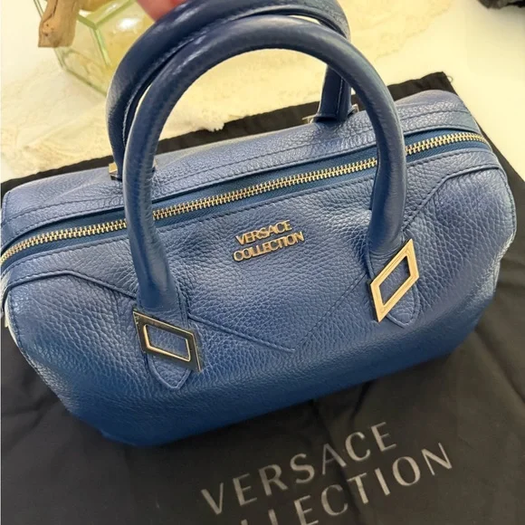 Versace Collection Vitello Handbag Blue Leather with Shoulder Strap and Dust Bag - Picture 5 of 13